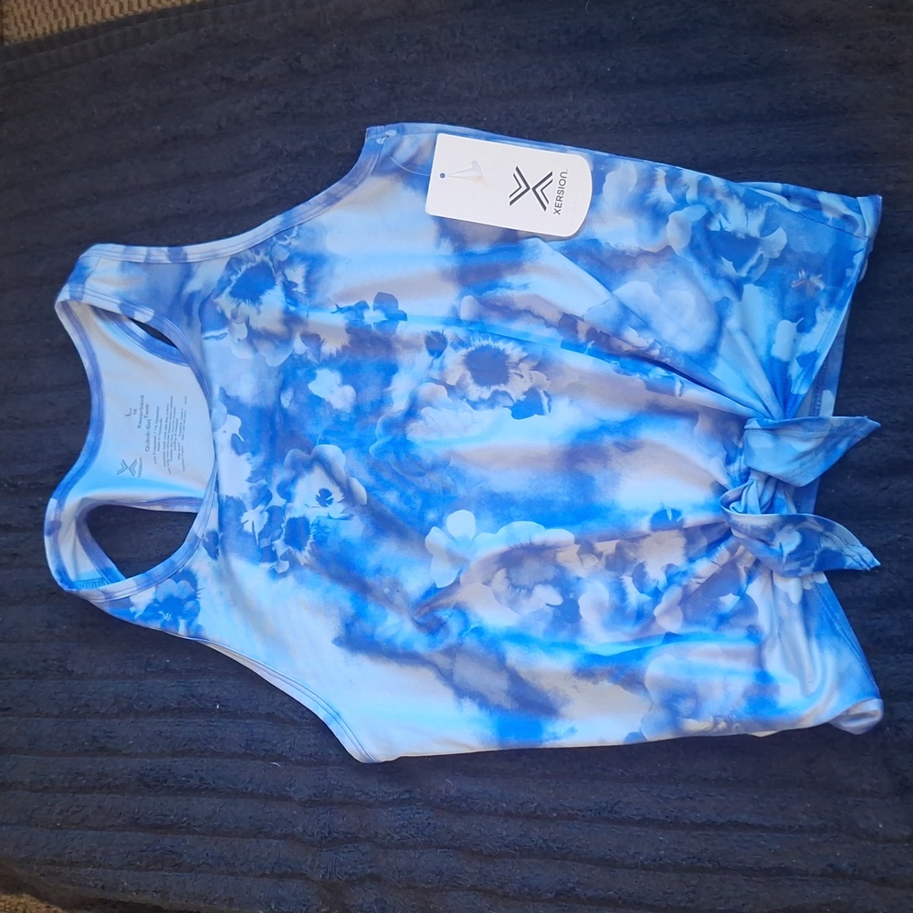 Girls racerback tank quick dry.